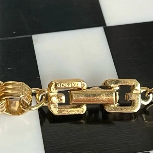GIVENCHY ROLO LINK NECKLACE - Picture 8 of 13